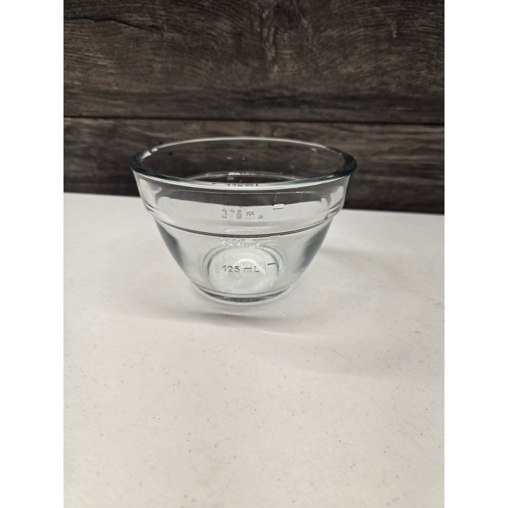 The‎ Pampered Chef 2 Cup Glass Prep Bowl Clear Measuring Bowl 500 mL 1752 
Chip